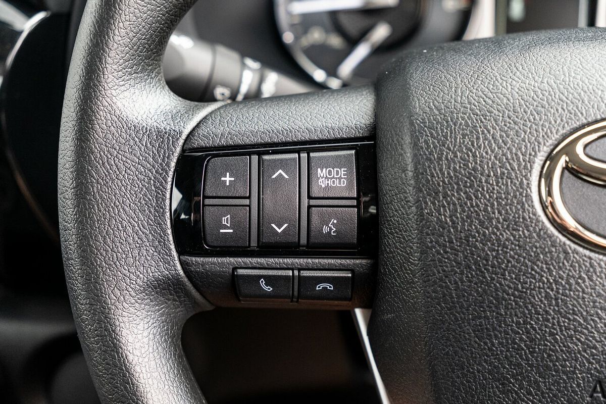 2024 Toyota Hilux