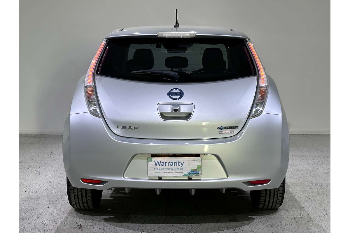 2017 Nissan Leaf (No Badge) ZE1