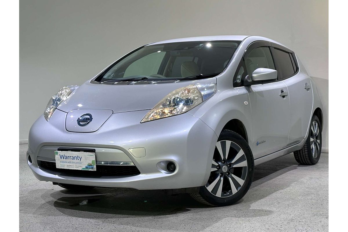 2017 Nissan Leaf (No Badge) ZE1