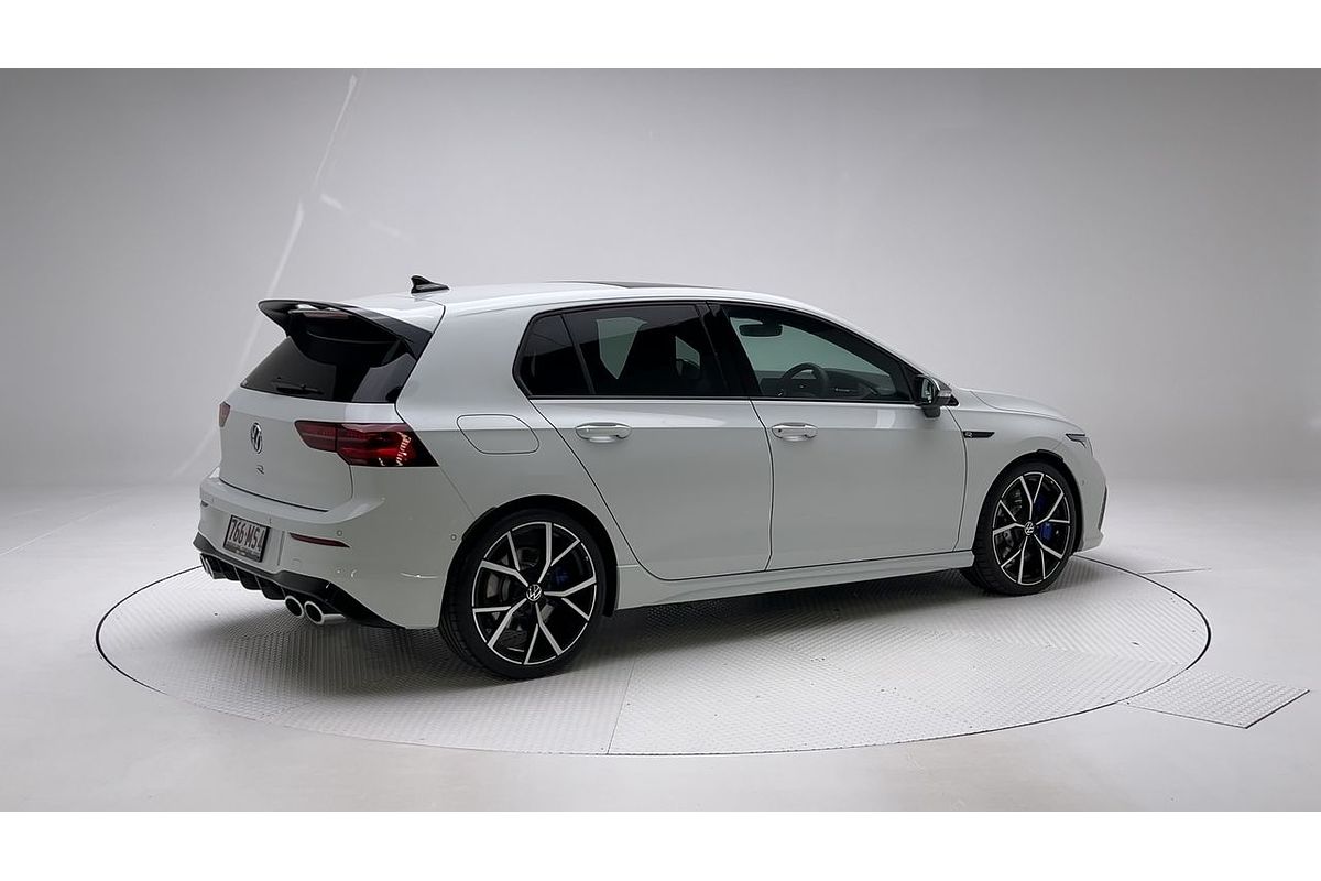 2024 Volkswagen Golf R 8