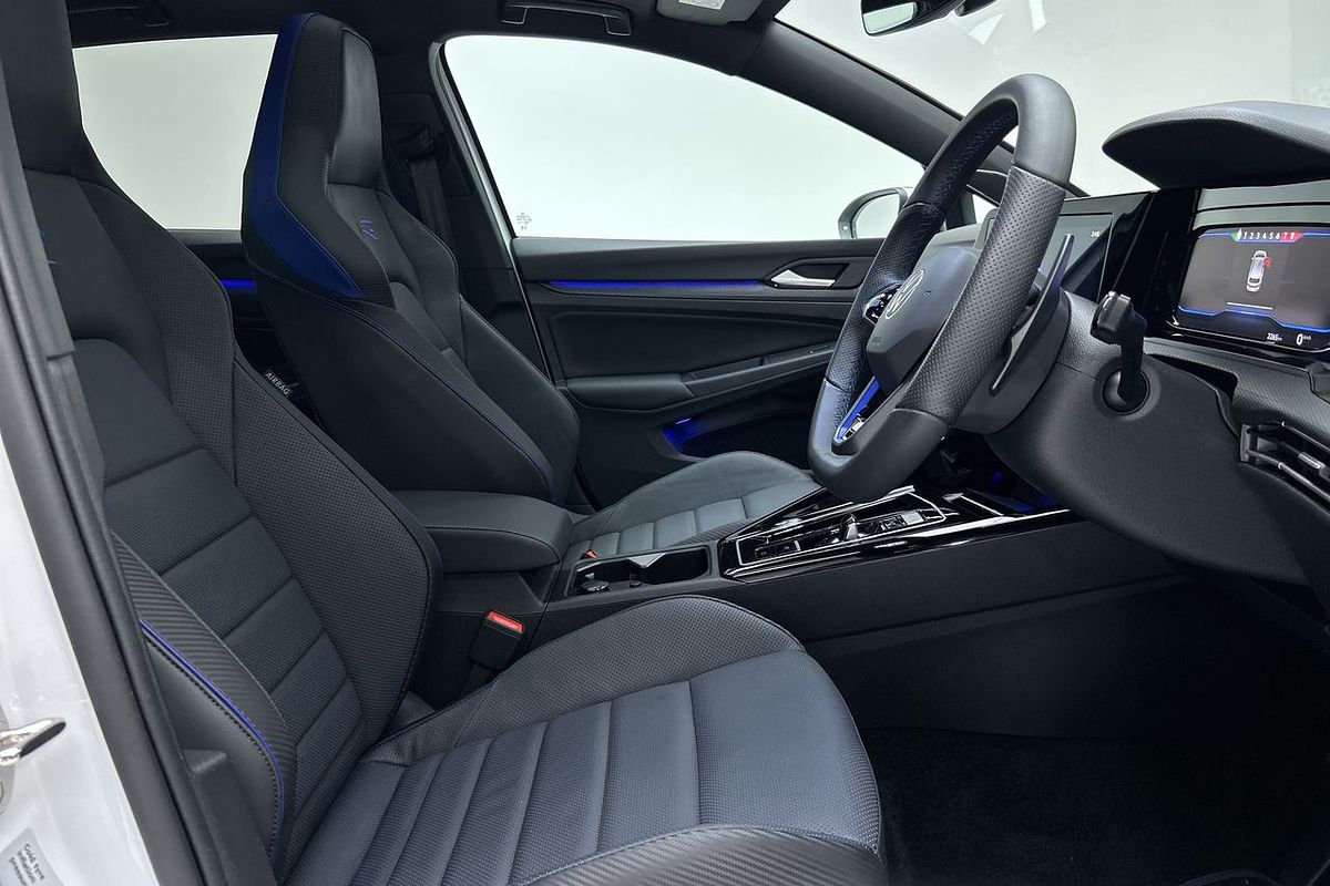 2024 Volkswagen Golf R 8