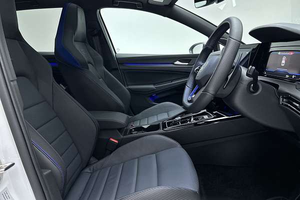 2024 Volkswagen Golf R 8