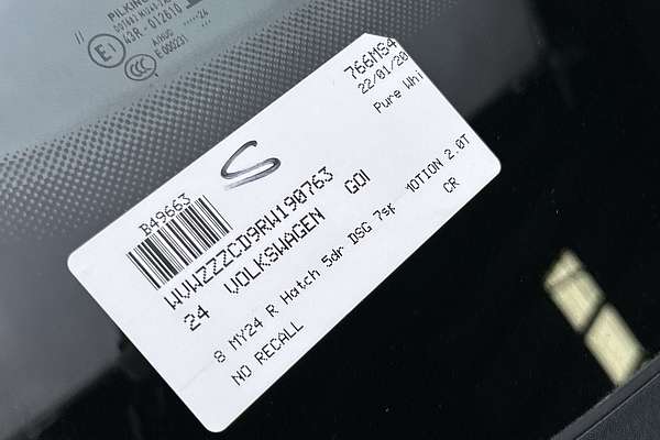 2024 Volkswagen Golf R 8