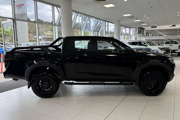 2025 Isuzu D-MAX BLADE 4X4