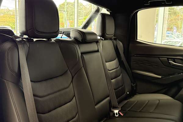 2025 Isuzu D-MAX BLADE 4X4