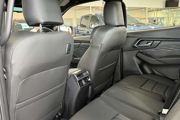 2025 Isuzu D-MAX BLADE 4X4