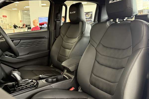 2025 Isuzu D-MAX BLADE 4X4