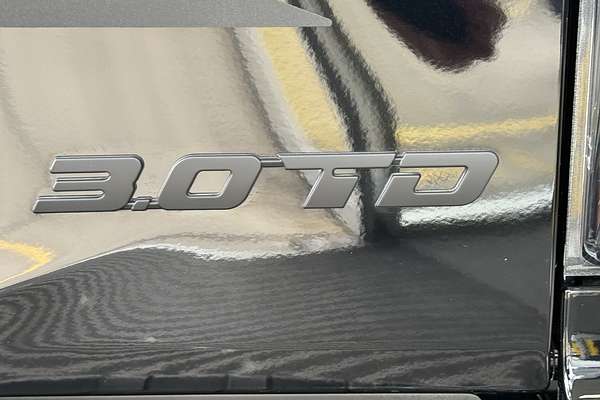 2025 Isuzu D-MAX BLADE 4X4