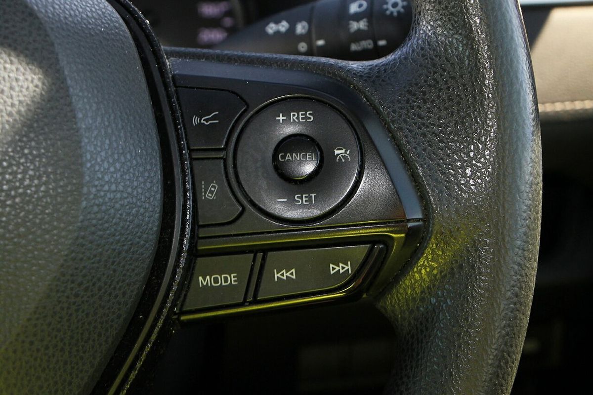 2020 Toyota RAV4 GX AXAH54R
