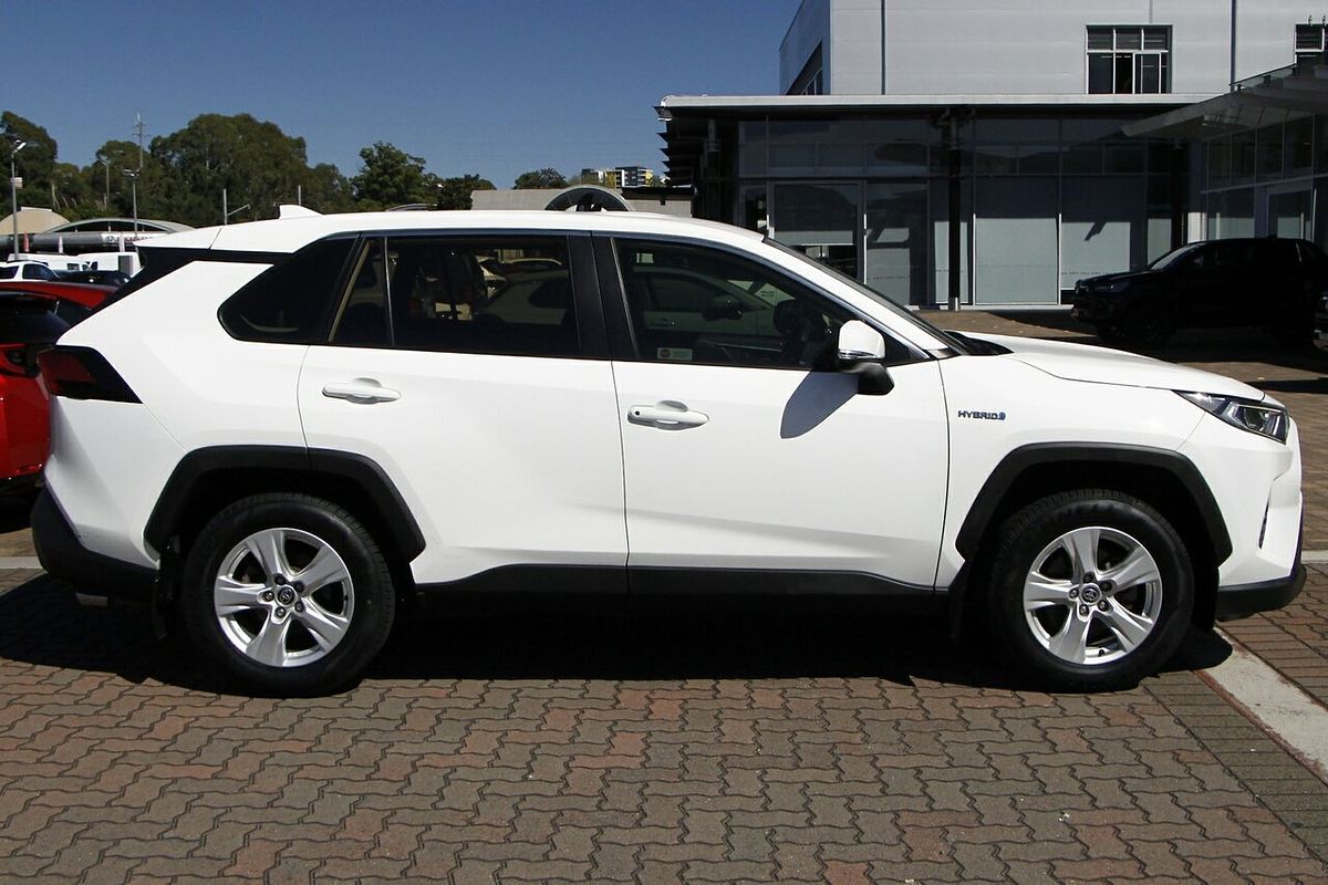 2020 Toyota RAV4 GX AXAH54R