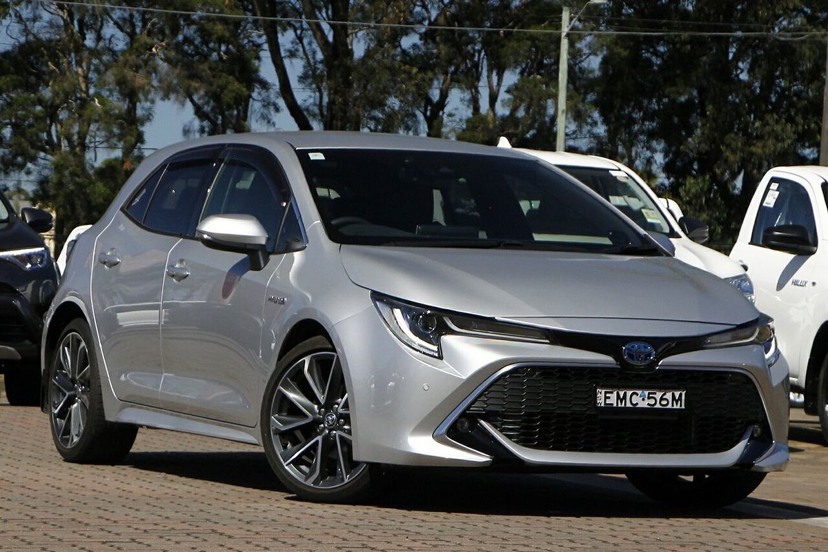 2020 Toyota Corolla ZR Hybrid ZWE211R