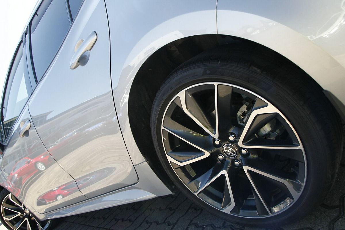 2020 Toyota Corolla ZR Hybrid ZWE211R