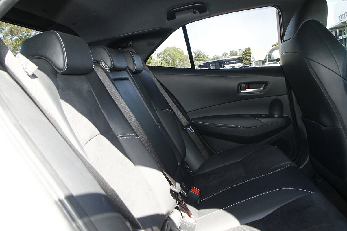 2020 Toyota Corolla ZR Hybrid ZWE211R