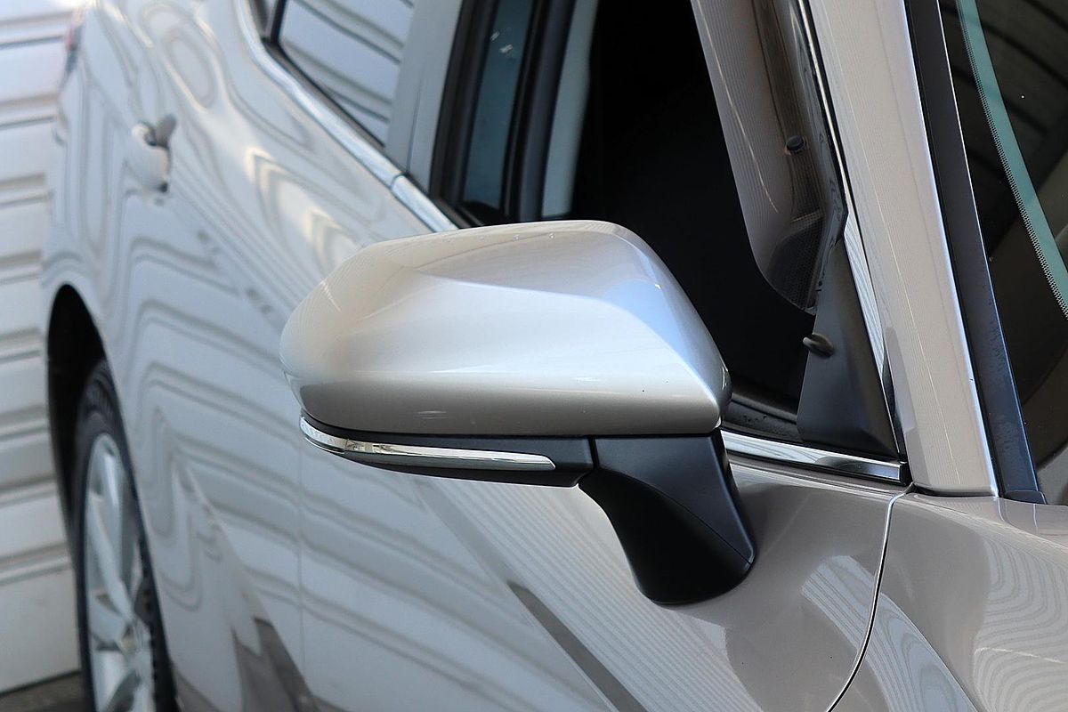 2018 Toyota Camry Ascent Sport ASV70R