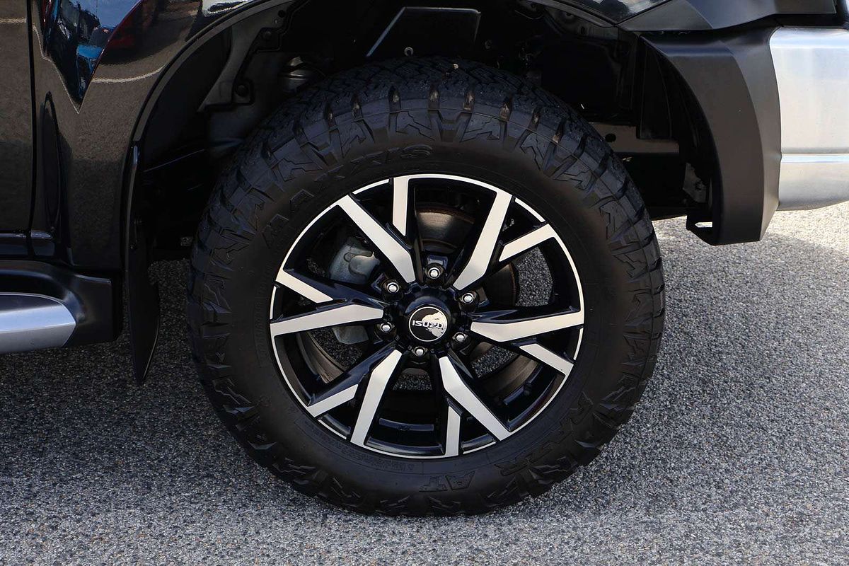 2019 Isuzu MU-X LS-T