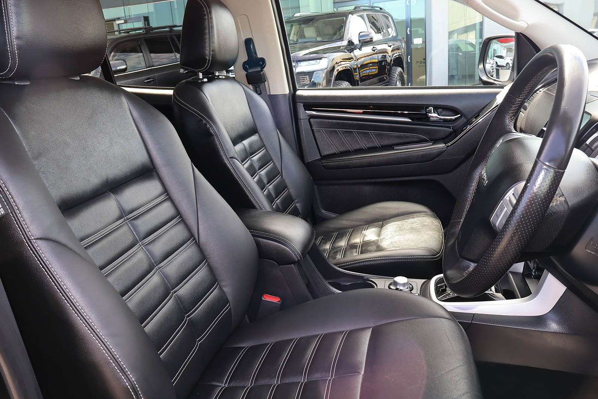 2019 Isuzu MU-X LS-T