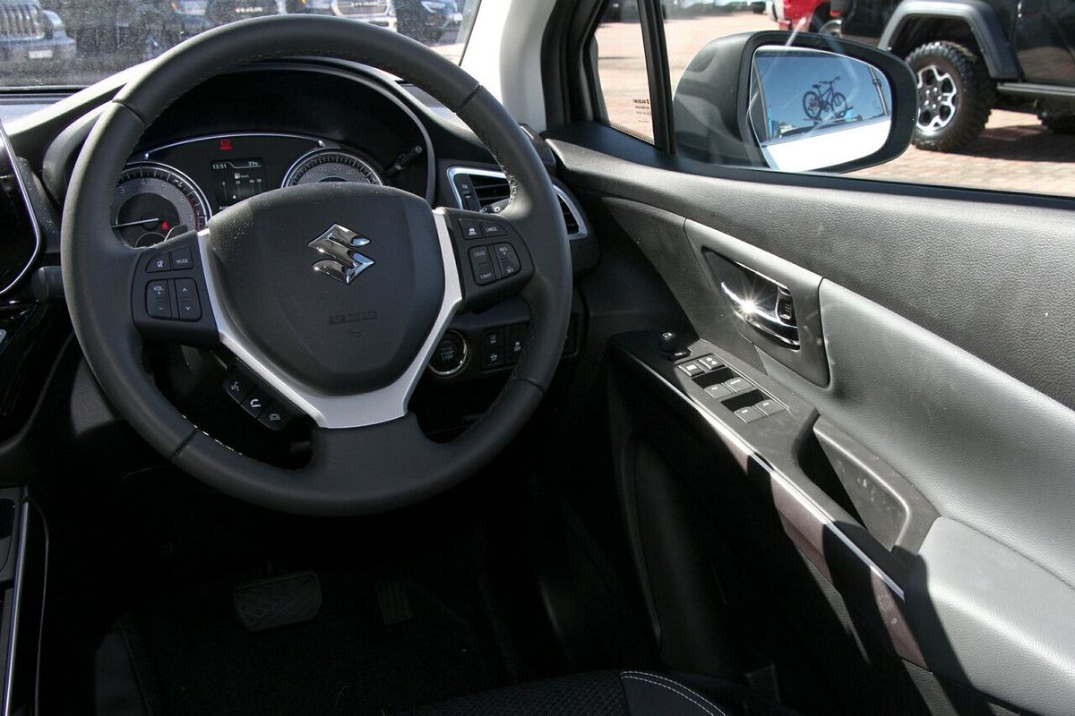 2025 Suzuki S-Cross Plus JYB