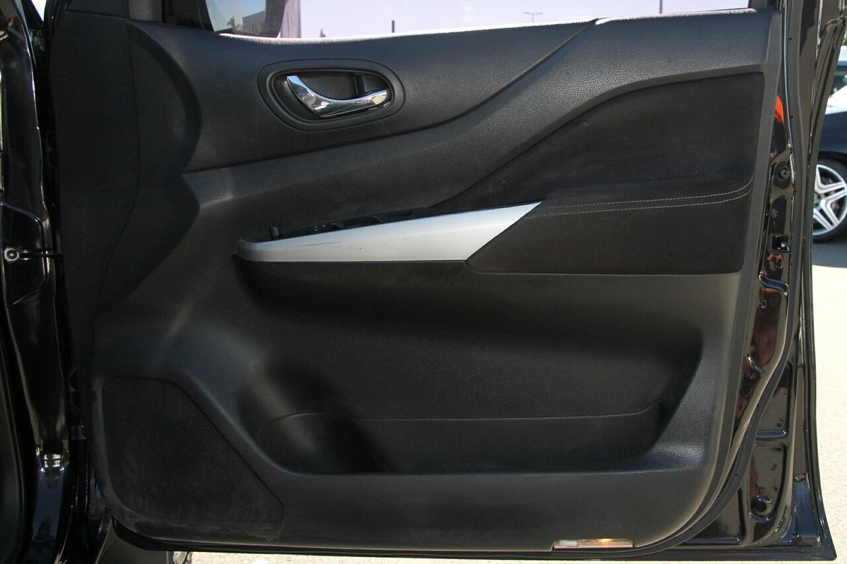 2017 Nissan Navara ST D23 Series 2 Rear Wheel Drive