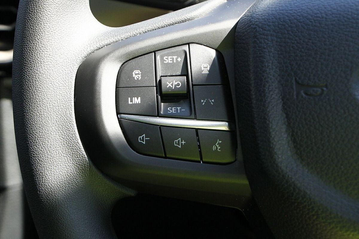 2024 Ford Everest Ambiente