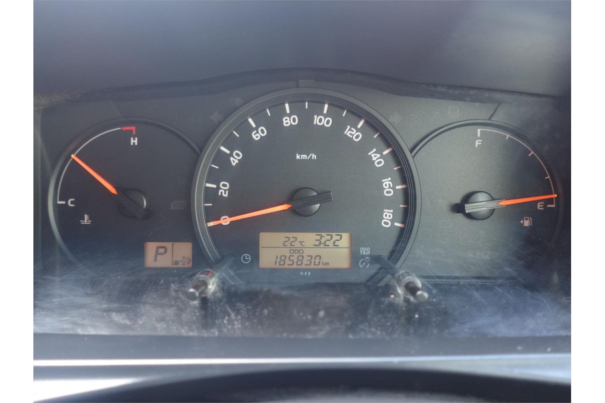2019 Toyota Hiace Commuter KDH223R