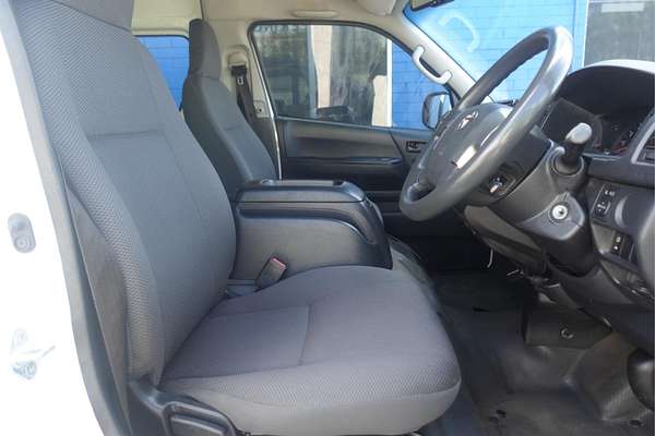 2019 Toyota Hiace Commuter KDH223R
