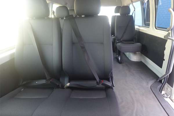 2019 Toyota Hiace Commuter KDH223R
