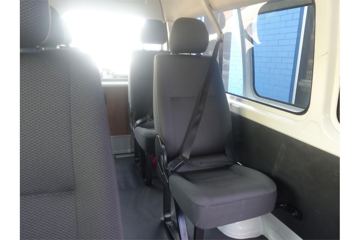 2019 Toyota Hiace Commuter KDH223R
