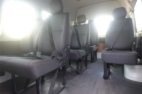 2019 Toyota Hiace Commuter KDH223R