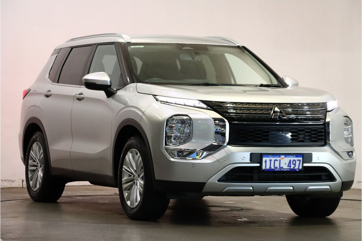 2023 Mitsubishi Outlander LS ZM