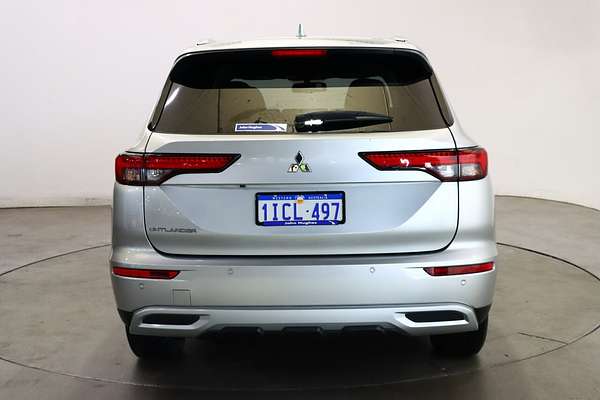 2023 Mitsubishi Outlander LS ZM