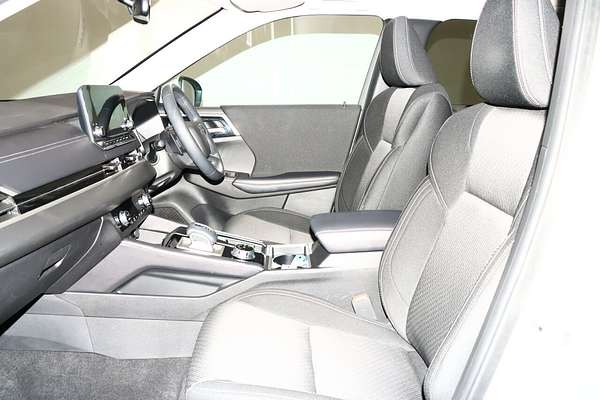 2023 Mitsubishi Outlander LS ZM