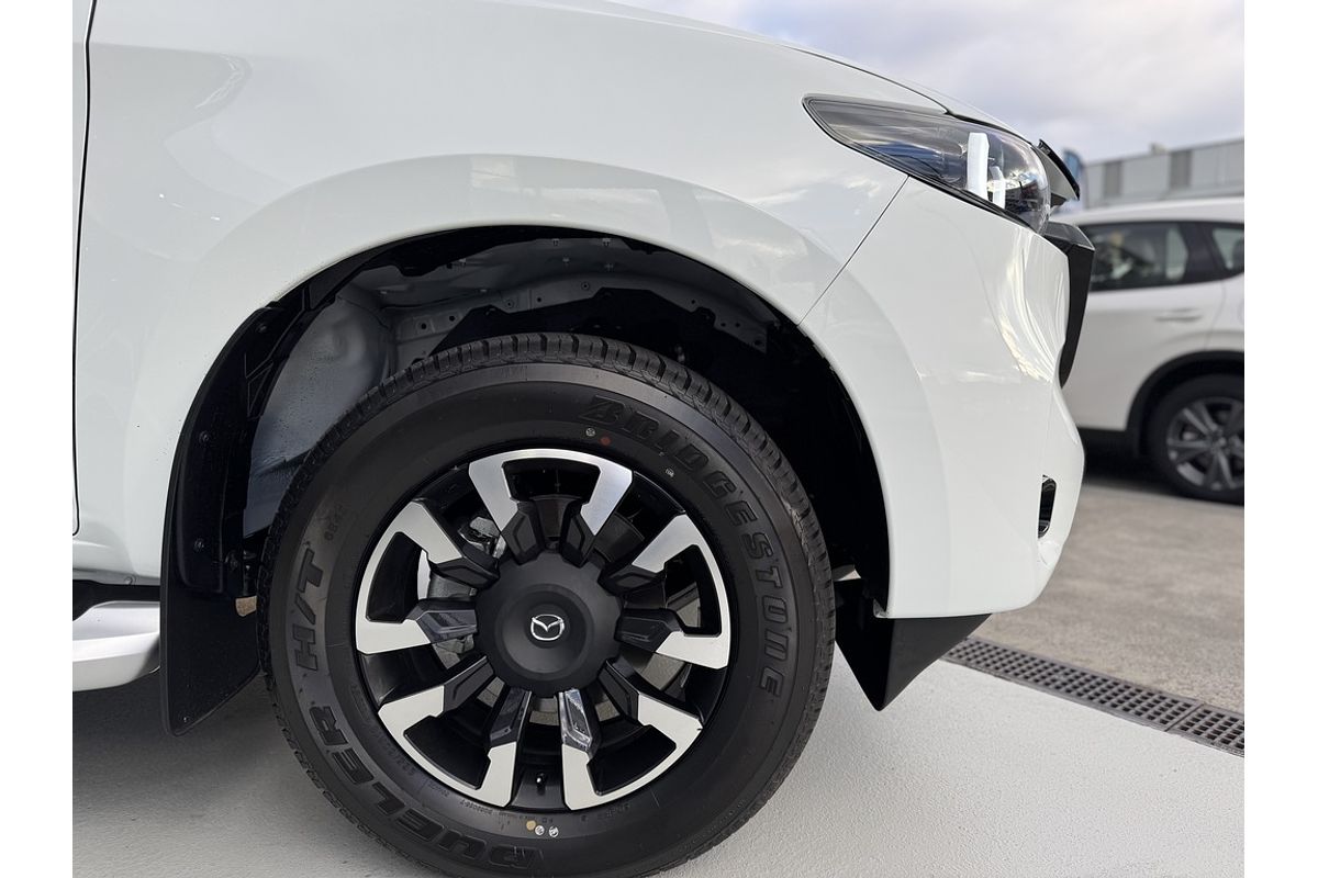 Mazda  G 6AUTO 3.0L DUAL CAB CHASSIS GT 4X4