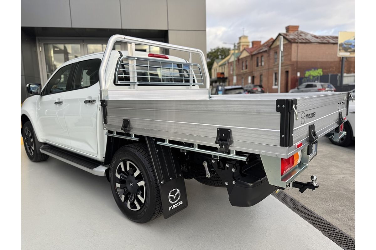 Mazda  G 6AUTO 3.0L DUAL CAB CHASSIS GT 4X4