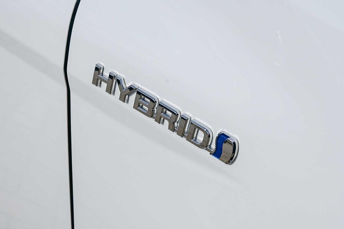 2021 Toyota Camry Ascent Sport AXVH70R