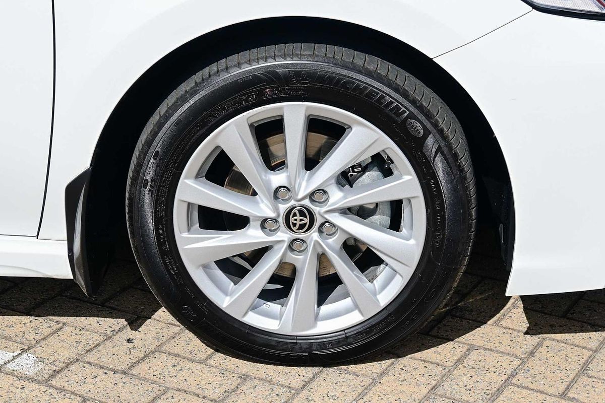 2021 Toyota Camry Ascent Sport AXVH70R