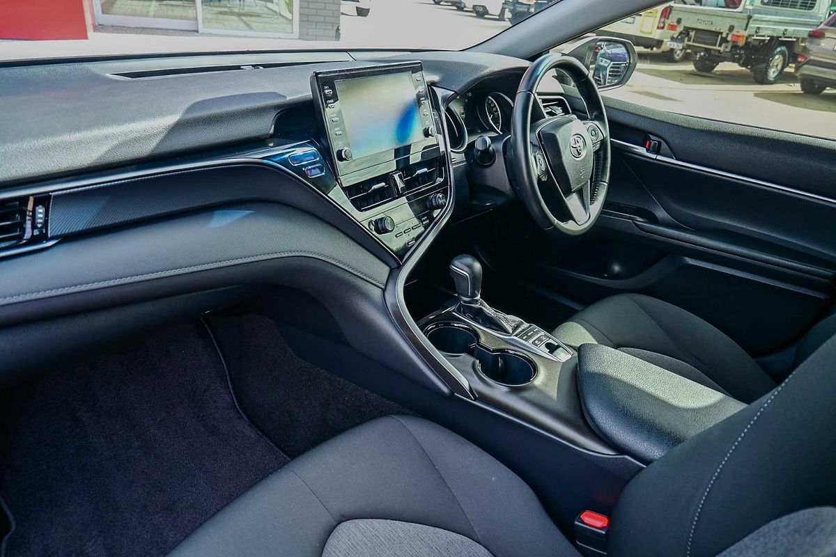 2021 Toyota Camry Ascent Sport AXVH70R