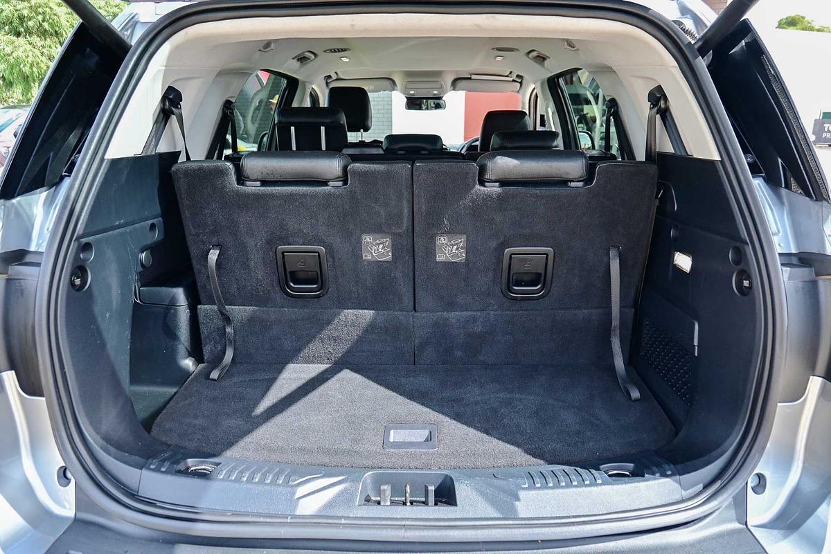 2023 Ford Everest Trend