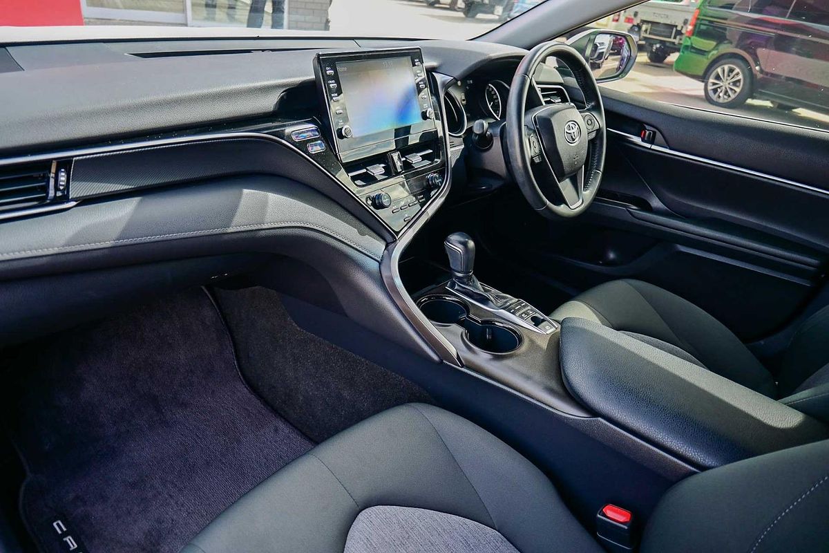 2021 Toyota Camry Ascent Sport AXVH70R