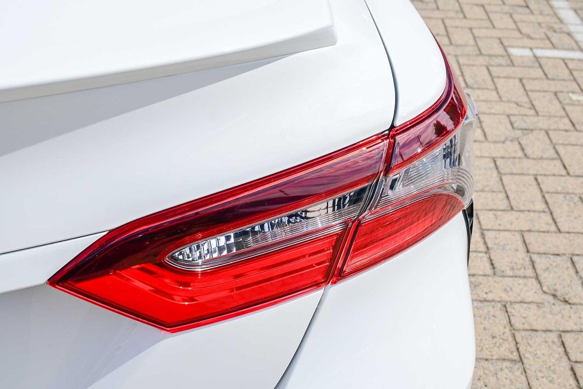 2021 Toyota Camry Ascent Sport AXVH70R