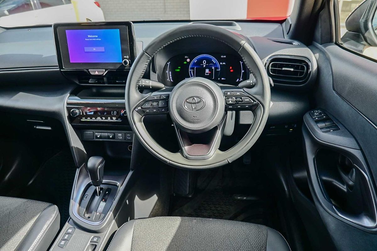 2024 Toyota Yaris Cross Urban MXPJ10R