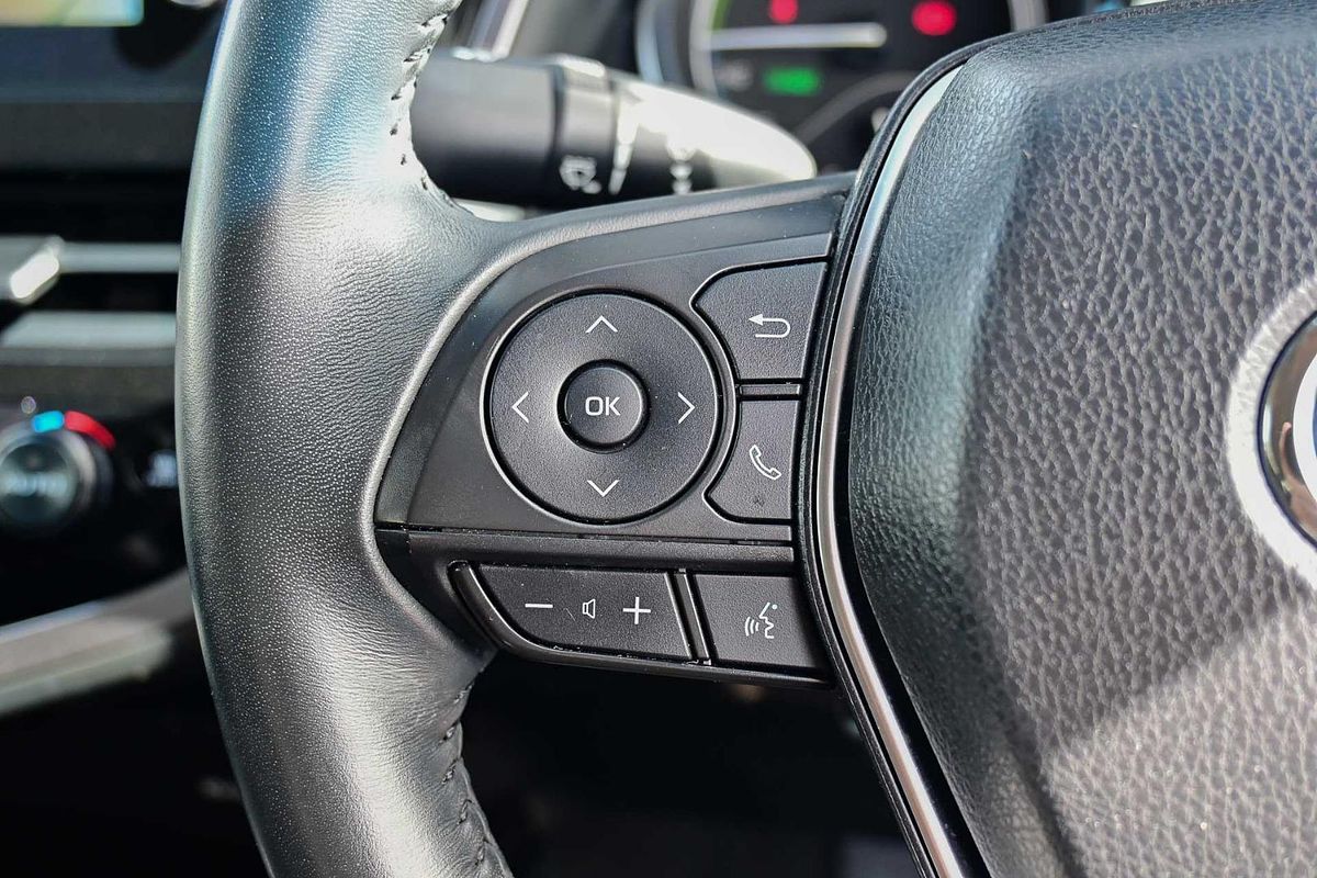 2021 Toyota Camry Ascent Sport AXVH70R