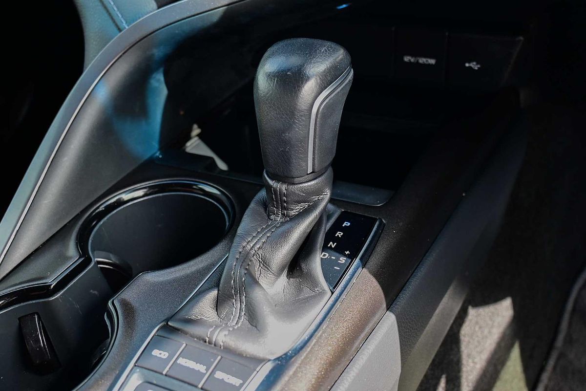 2021 Toyota Camry Ascent Sport AXVH70R