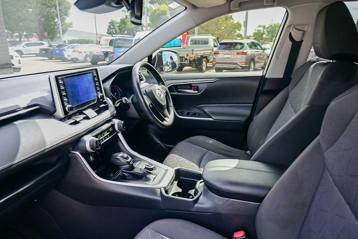 2020 Toyota RAV4 GXL AXAH54R