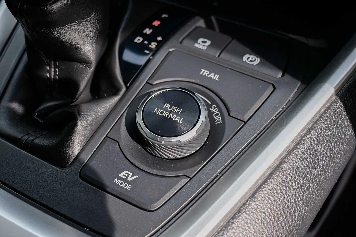 2020 Toyota RAV4 GXL AXAH54R