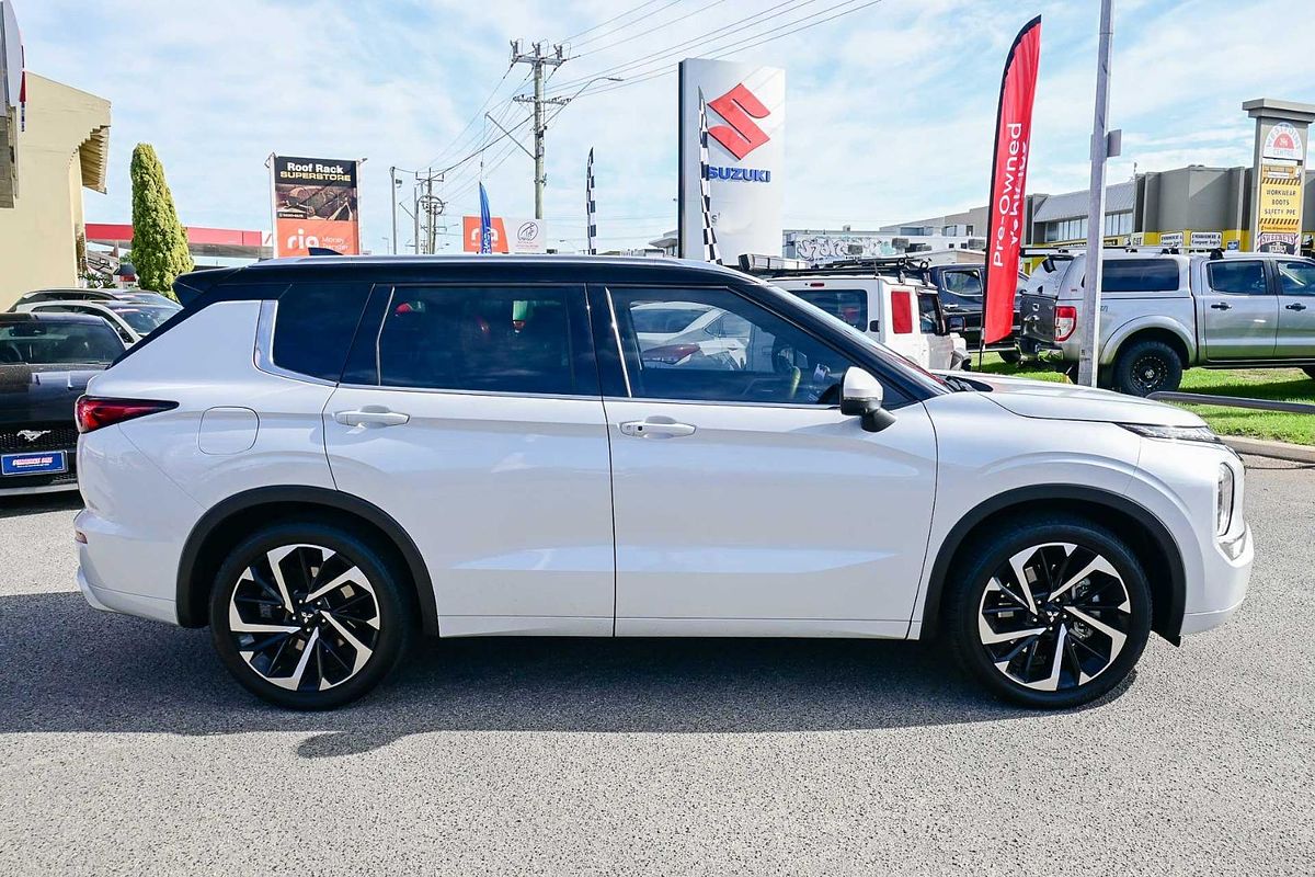 2023 Mitsubishi Outlander Exceed Tourer ZM