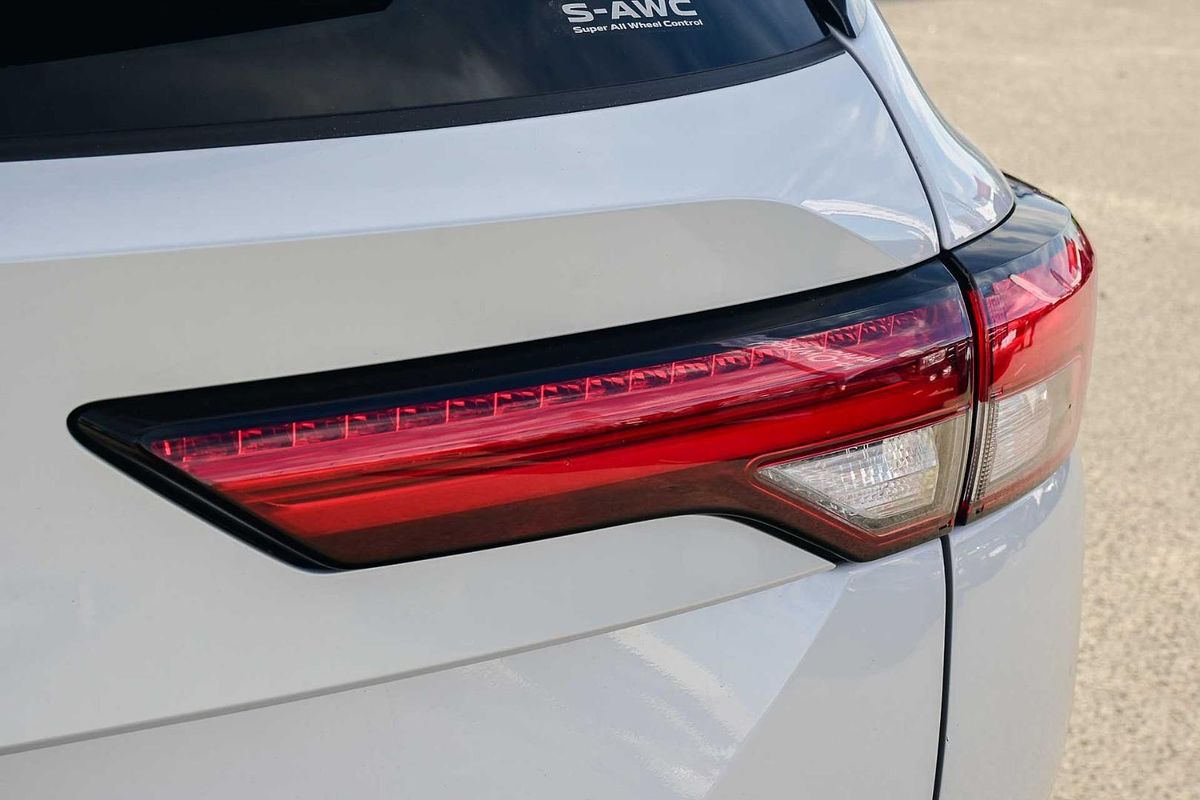 2023 Mitsubishi Outlander Exceed Tourer ZM