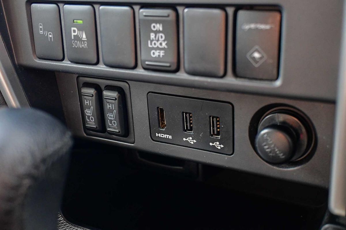 2023 Mitsubishi Triton GSR MR 4X4