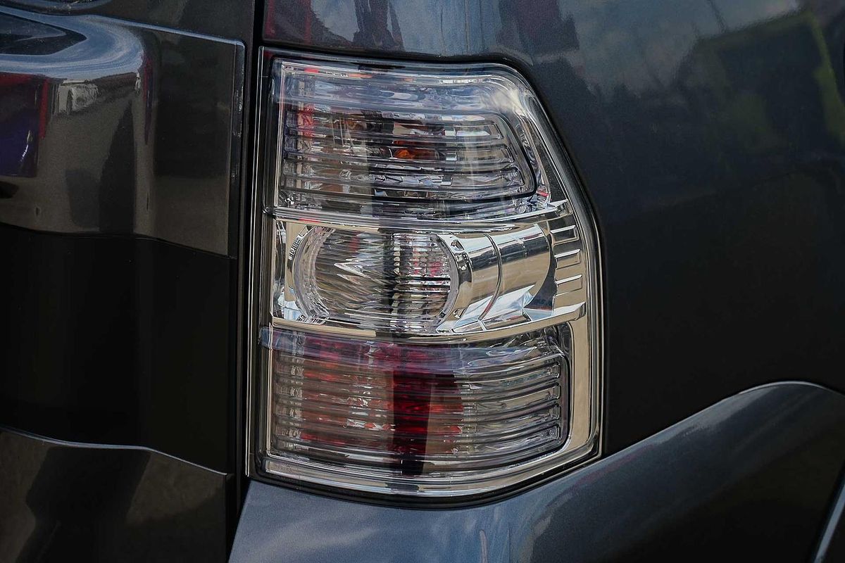 2019 Mitsubishi Pajero GLX NX