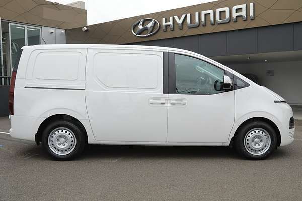 2024 Hyundai STARIA LOAD US4.V2