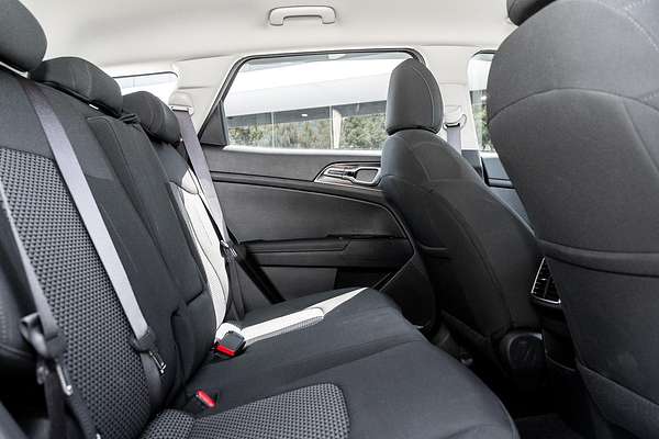 2025 Kia Sportage SX NQ5
